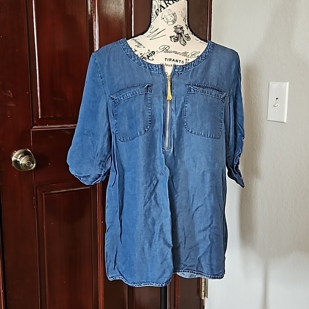 Denim look zippered top size medium